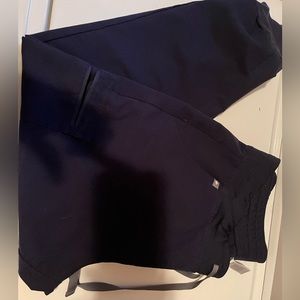 Figs petite large jogger scrub pants. Navy Blue